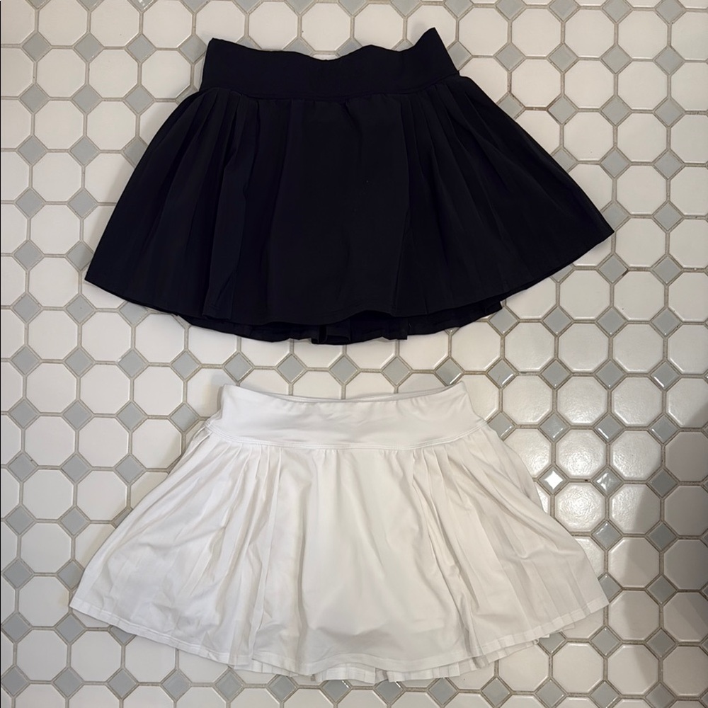 Athletic Black and White Women's Skirt Set